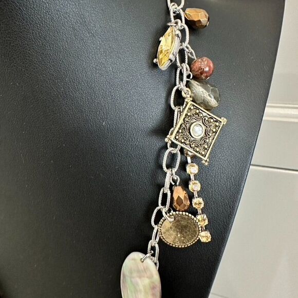 Chico's Long Chain Link Charm Rhinestone Shell Bead Statement Necklace - Picture 4 of 8